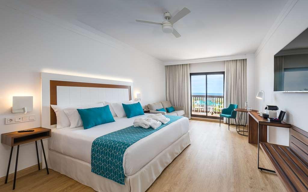 Hotel Barceló Cabo De Gata 4*